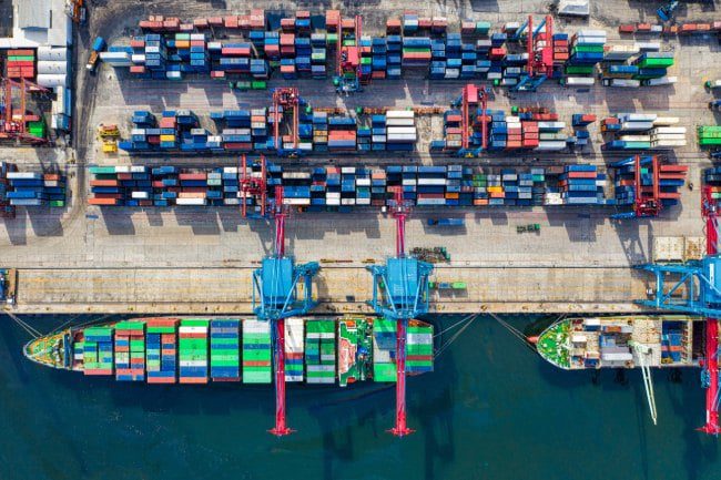 Logistics and warehousing: choosing a logistics company